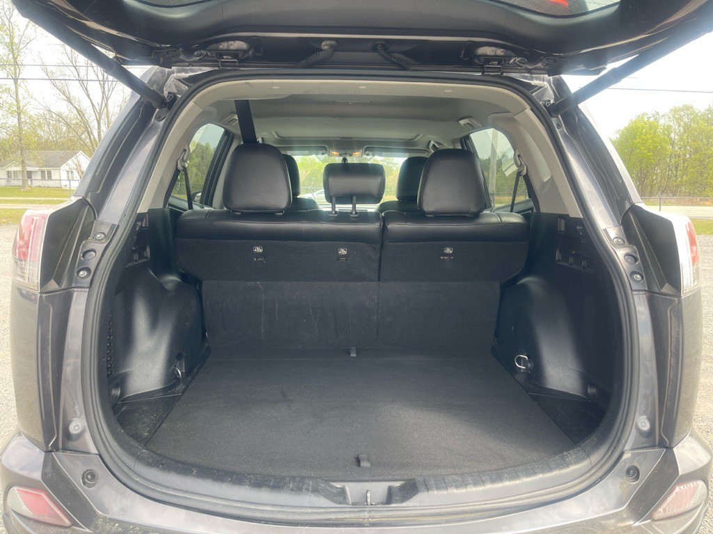 2016 Toyota Rav4 Image 5