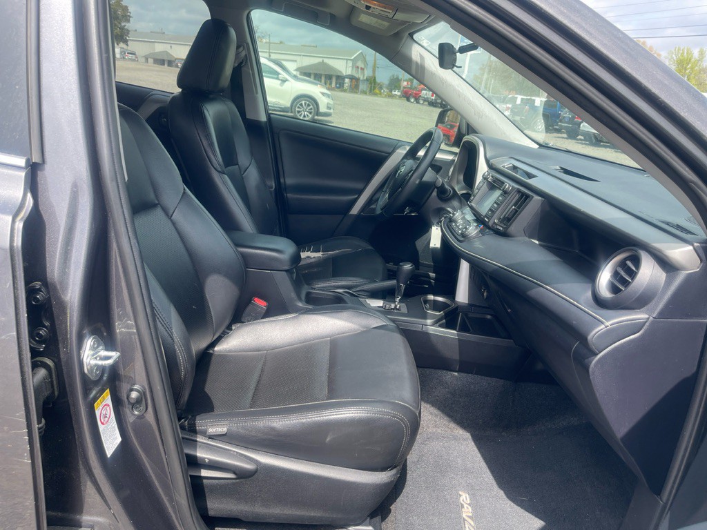 2016 Toyota Rav4 Image 17