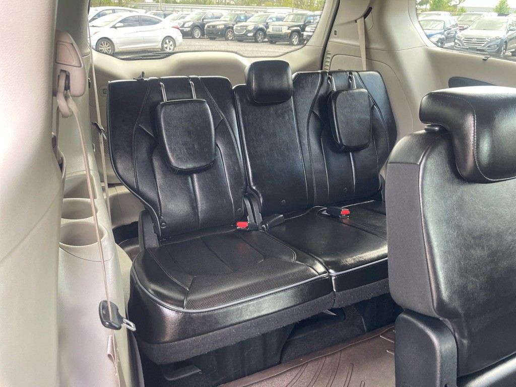 2018 Chrysler Pacifica Image 19