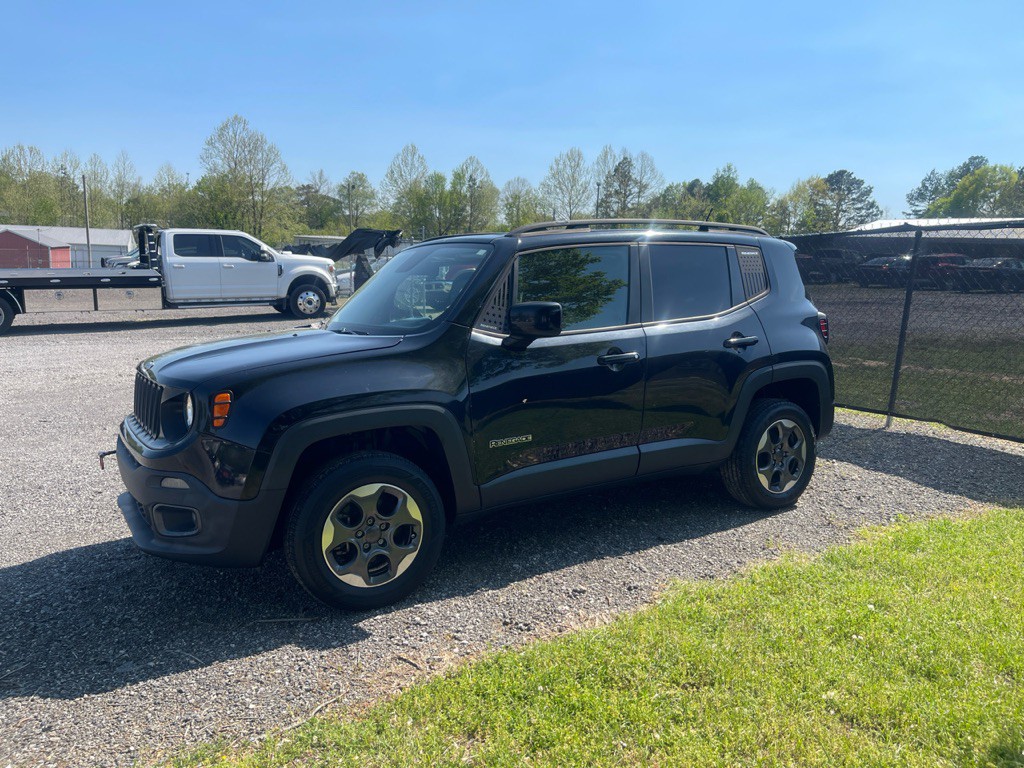 2015 Jeep Renegade Image 1