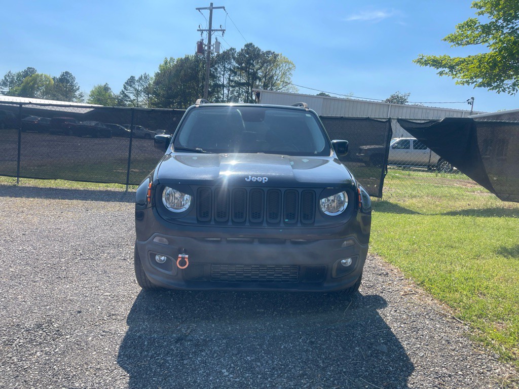 2015 Jeep Renegade Image 2