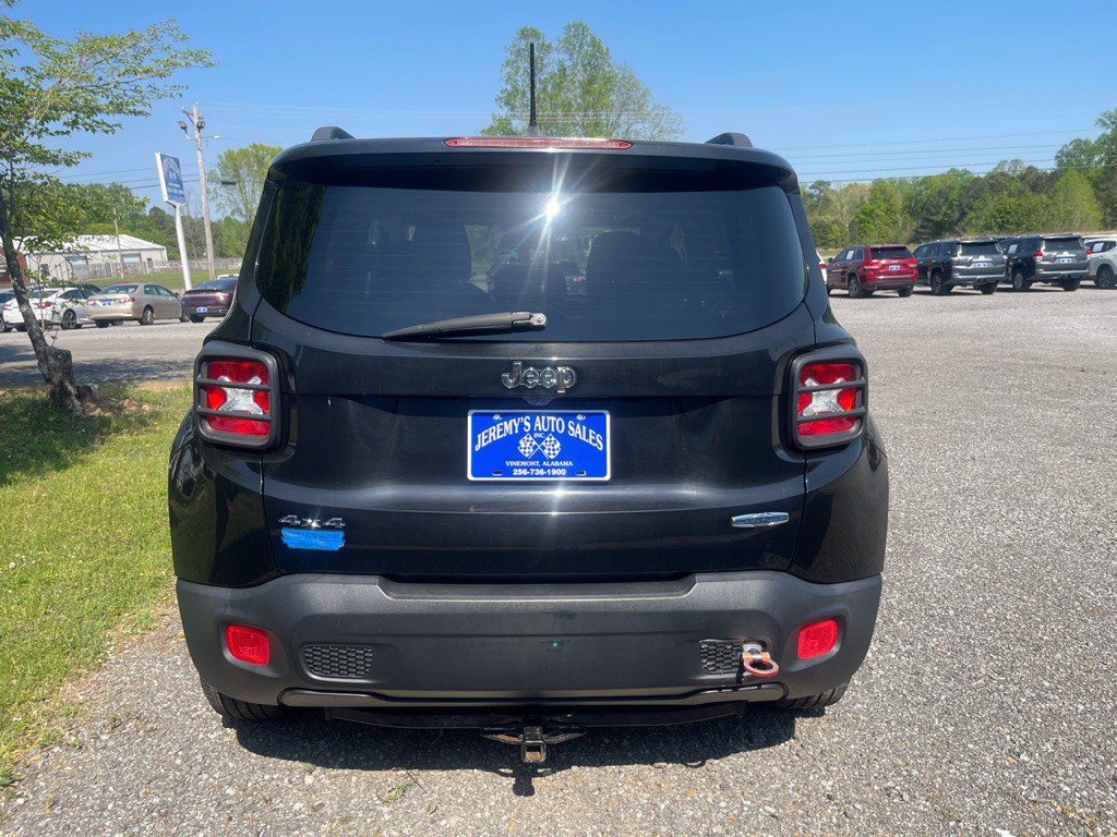2015 Jeep Renegade Image 4