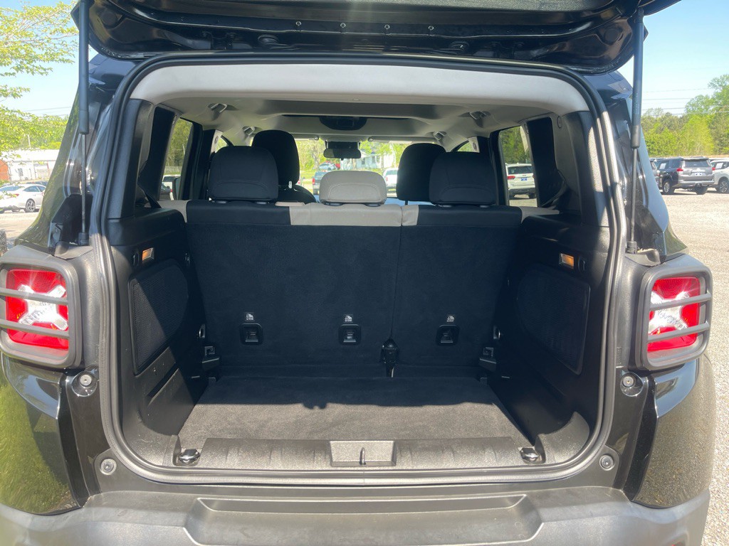 2015 Jeep Renegade Image 5