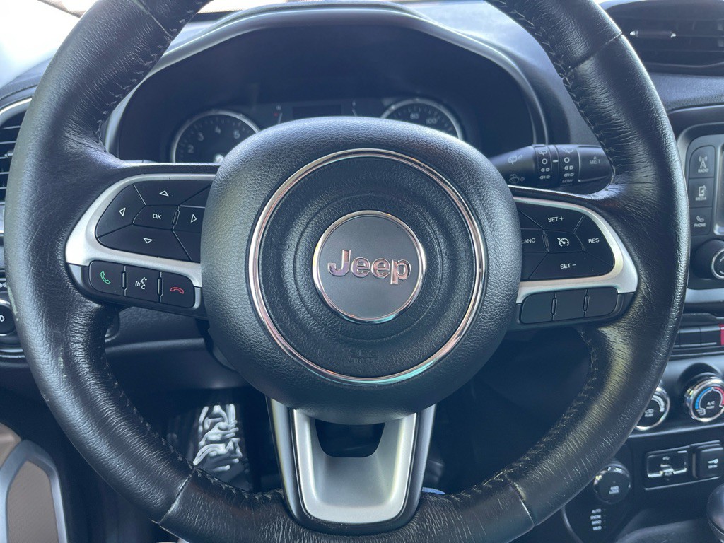 2015 Jeep Renegade Image 7