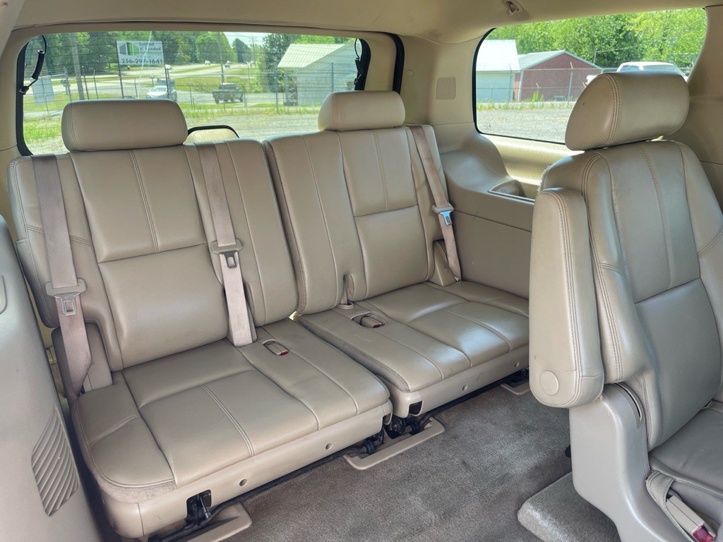 2009 GMC Yukon Image 17