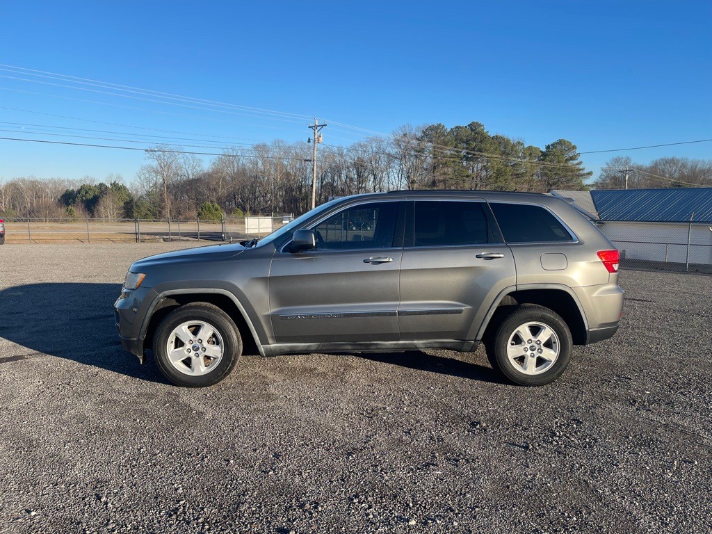 2012 Jeep Grand Cherokee Image 1