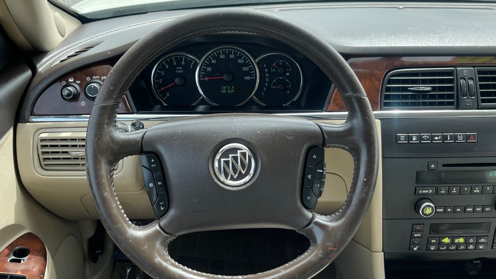 2008 Buick Lacrosse Image 6
