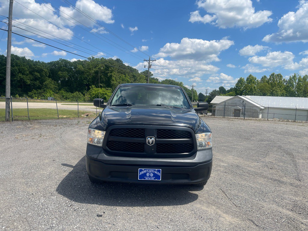 2014 RAM 1500 Image 2