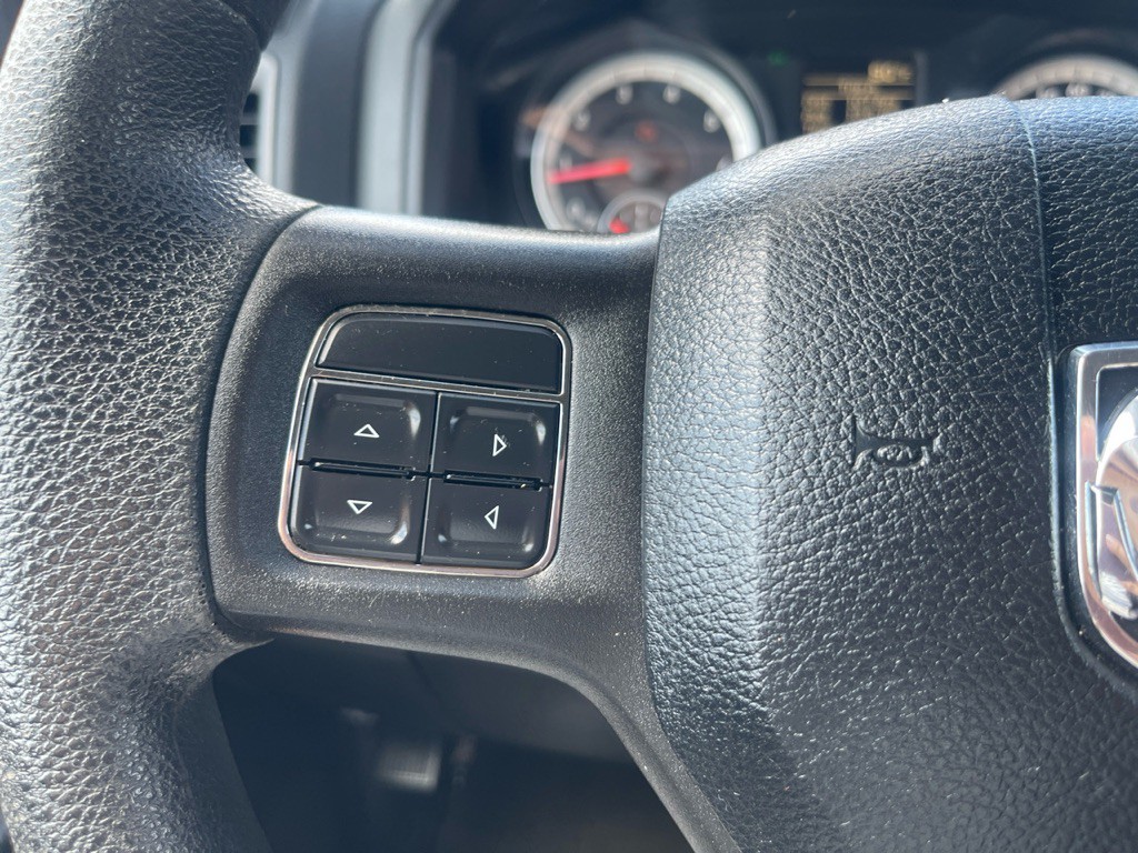 2014 RAM 1500 Image 9