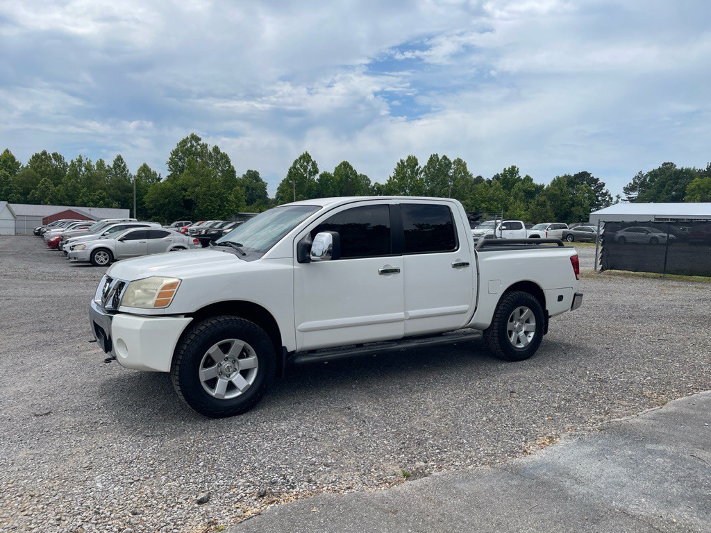 2006 Nissan Titan Image 1