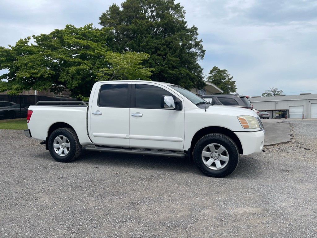 2006 Nissan Titan Image 3