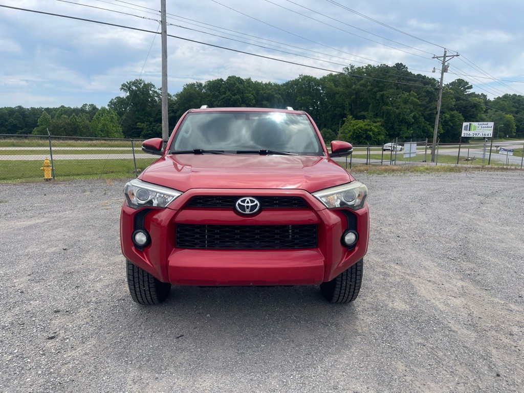 2016 Toyota 4Runner Image 2