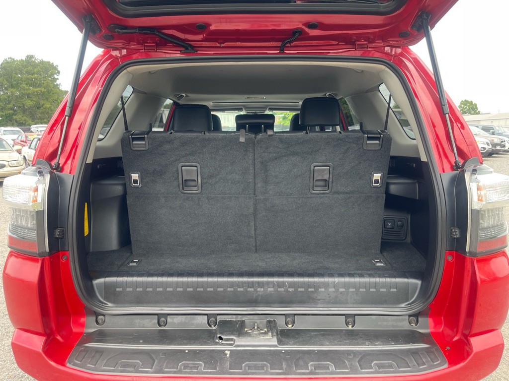 2016 Toyota 4Runner Image 5