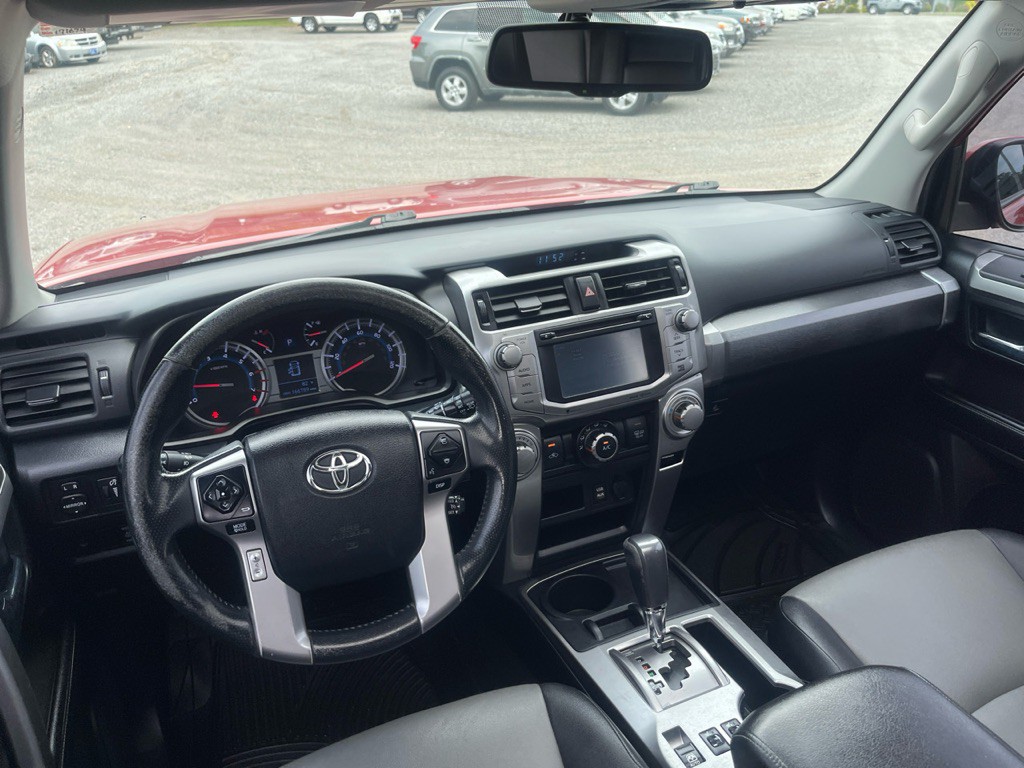 2016 Toyota 4Runner Image 6