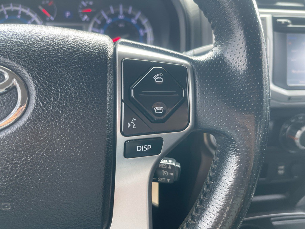 2016 Toyota 4Runner Image 9