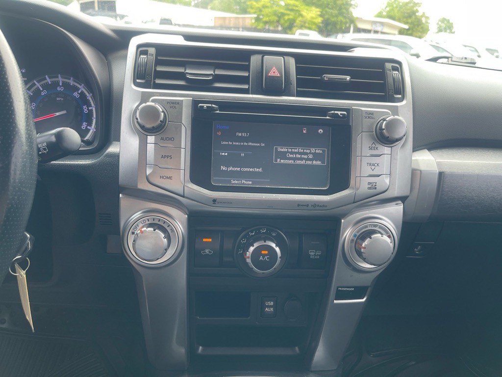 2016 Toyota 4Runner Image 11