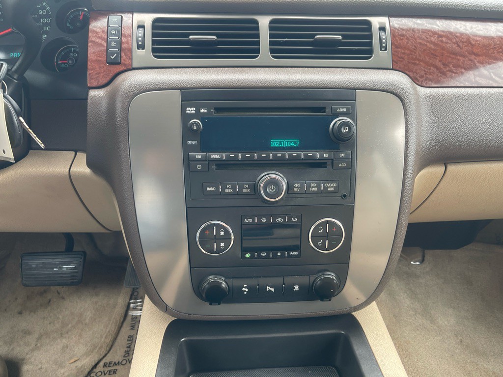 2008 GMC Yukon Image 11