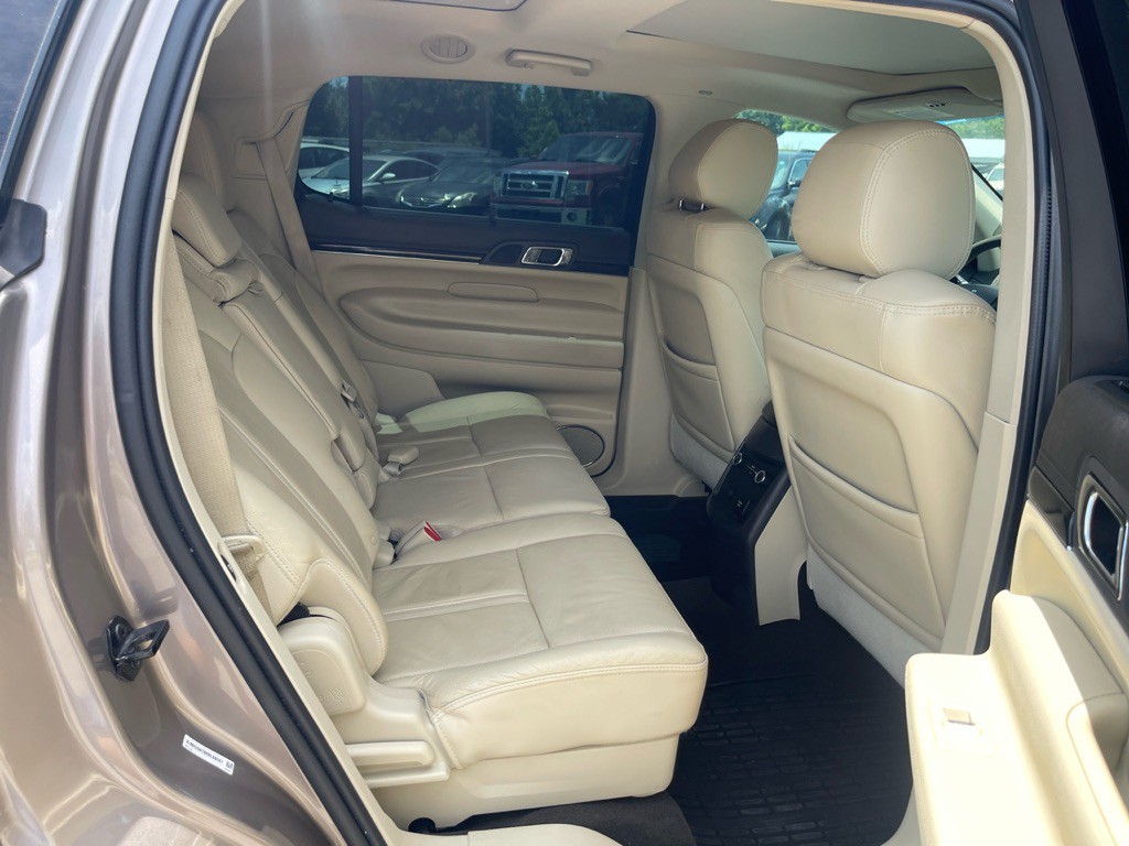 2019 Lincoln MKT Image 19