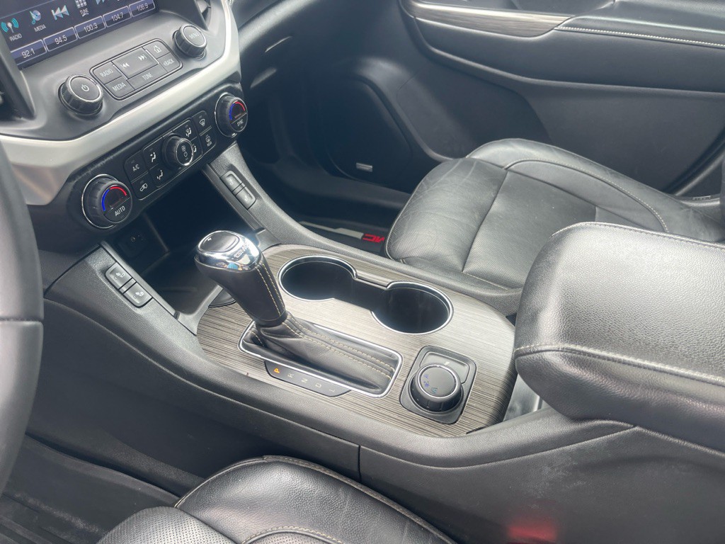 2019 GMC Acadia Image 14