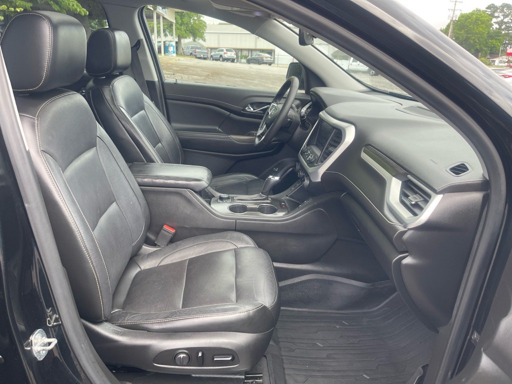 2019 GMC Acadia Image 18