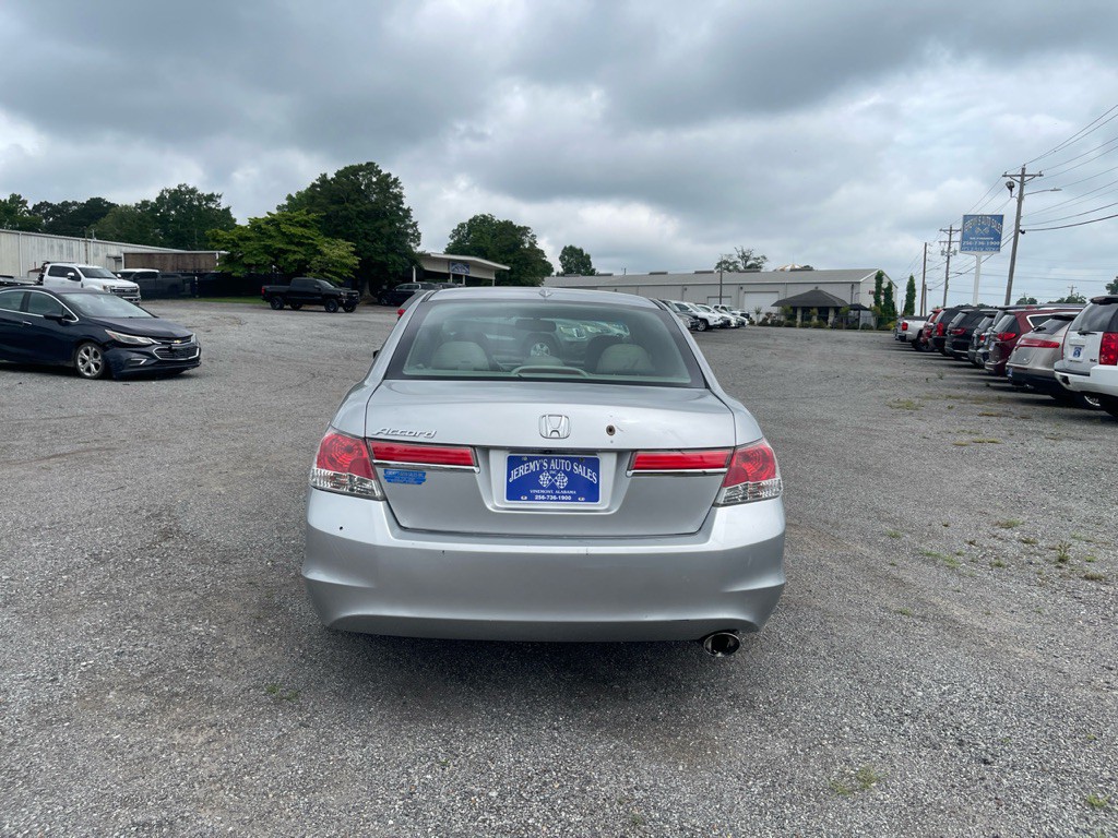 2012 Honda Accord Image 4