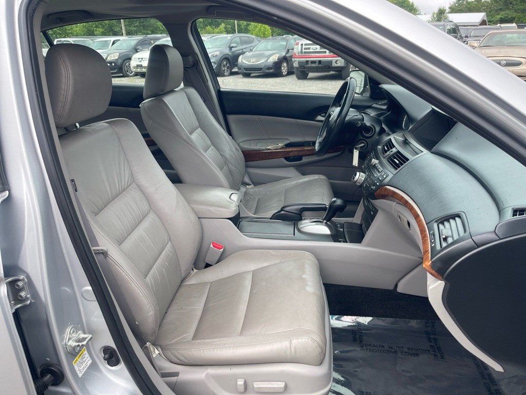 2012 Honda Accord Image 15