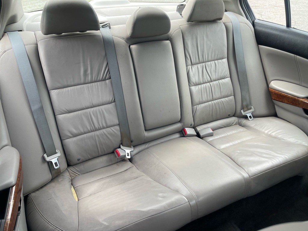 2012 Honda Accord Image 18