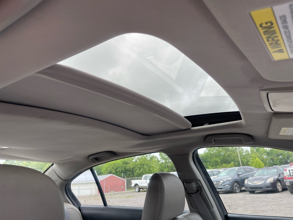 2012 Honda Accord Image 19