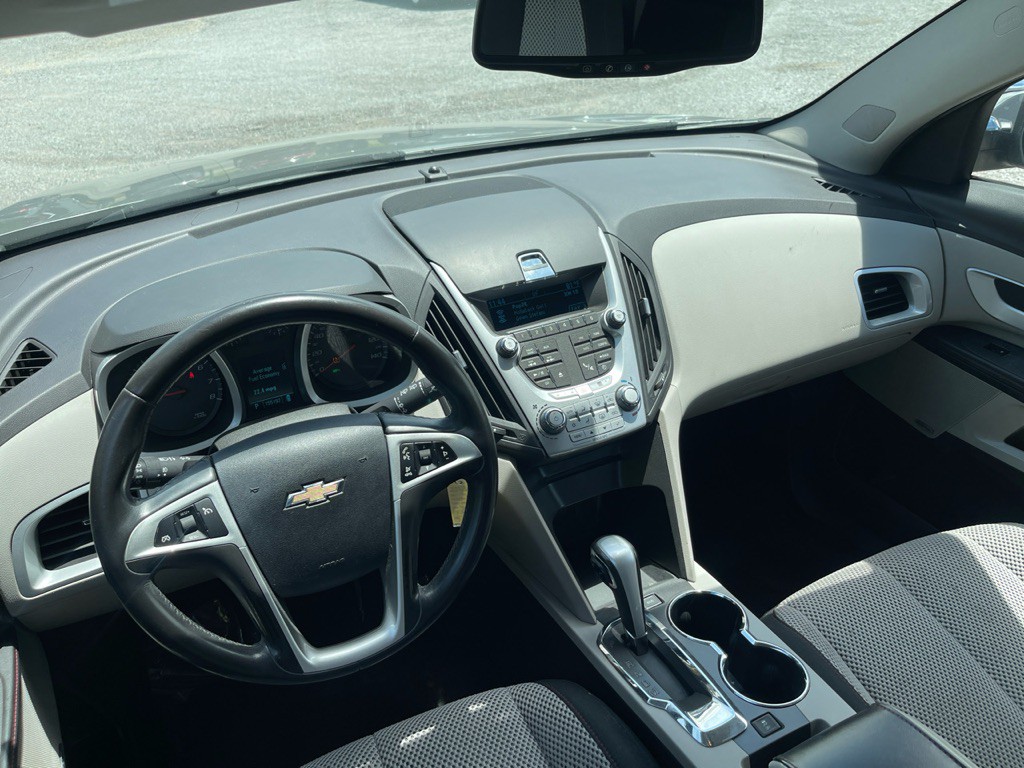 2010 Chevrolet Equinox Image 6