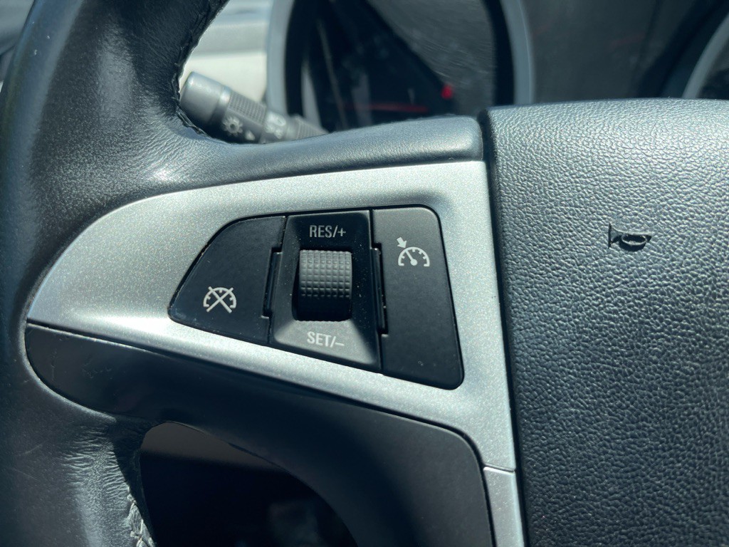 2010 Chevrolet Equinox Image 8