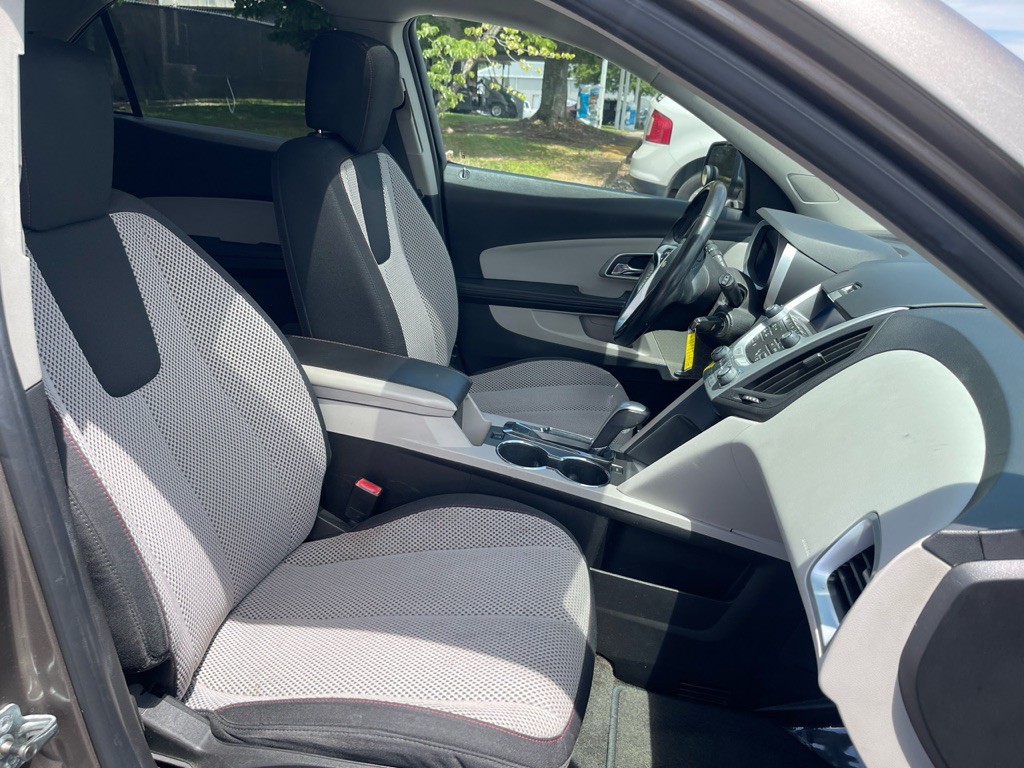 2010 Chevrolet Equinox Image 17