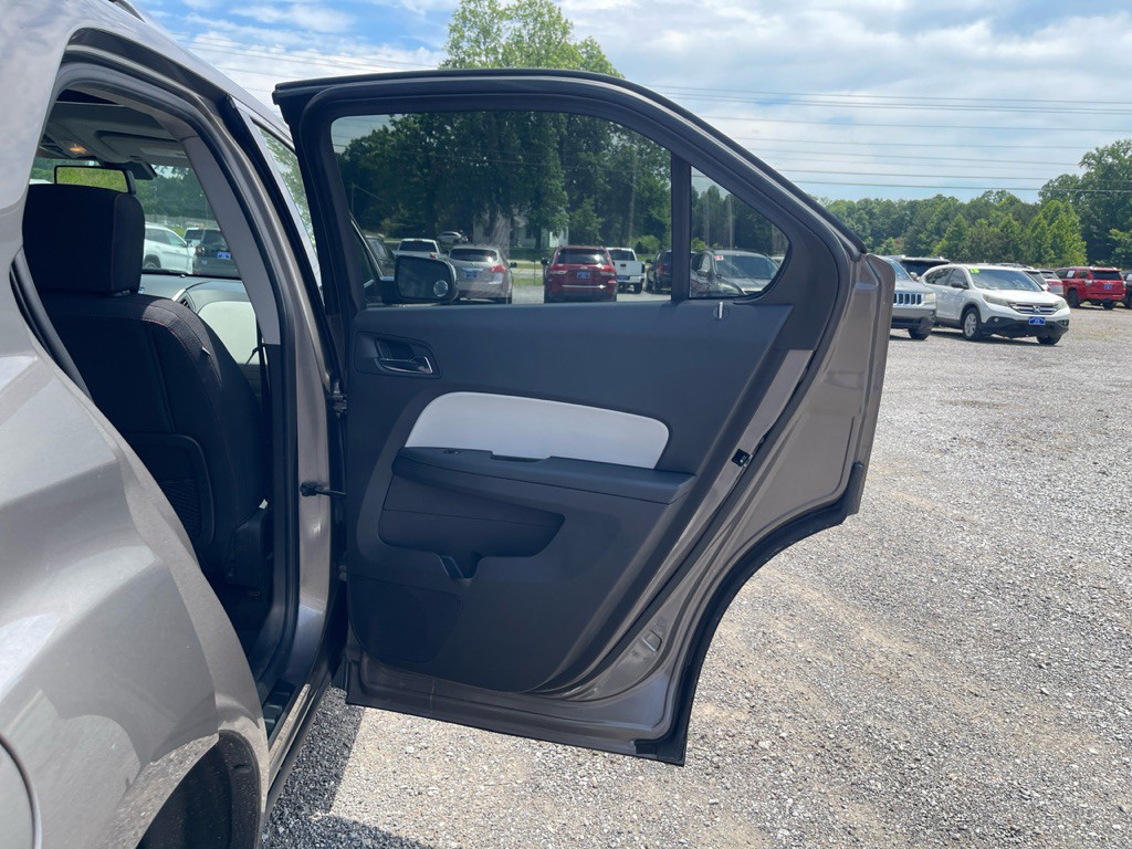 2010 Chevrolet Equinox Image 18
