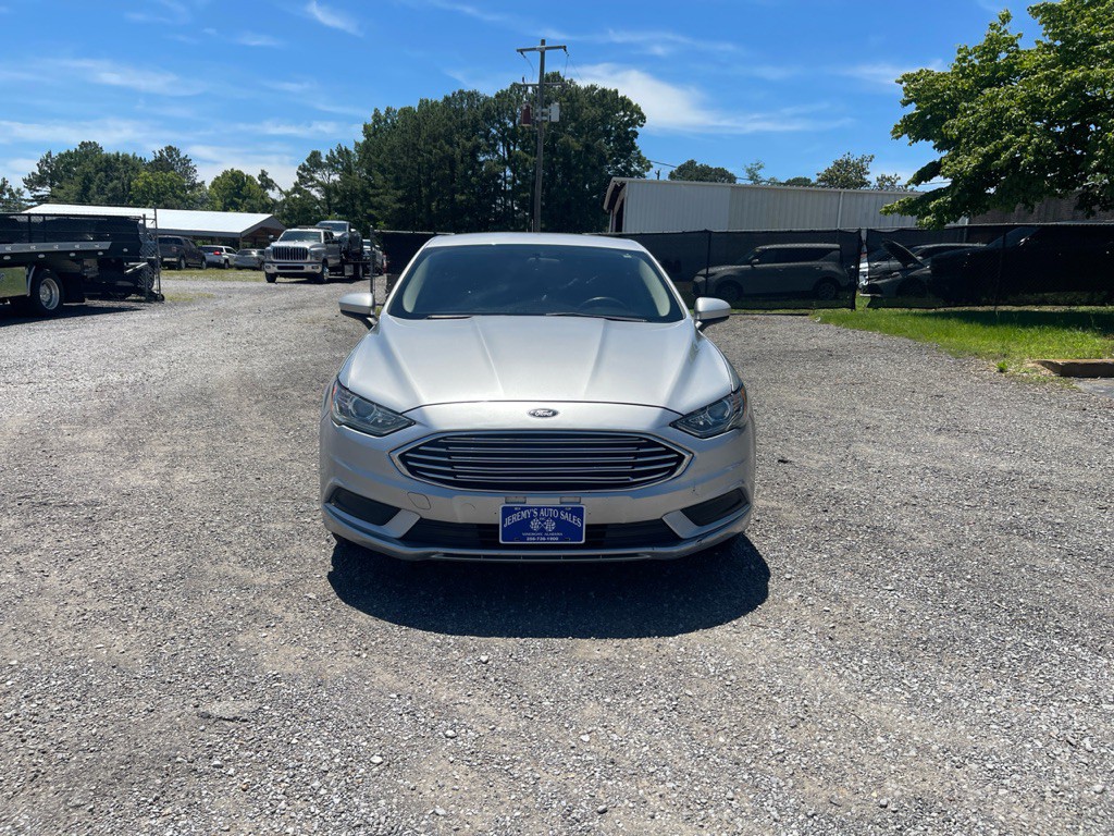2017 Ford Fusion Image 2