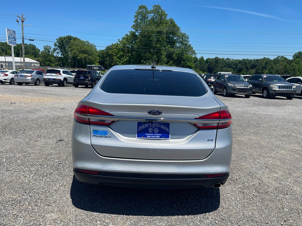 2017 Ford Fusion Image 4