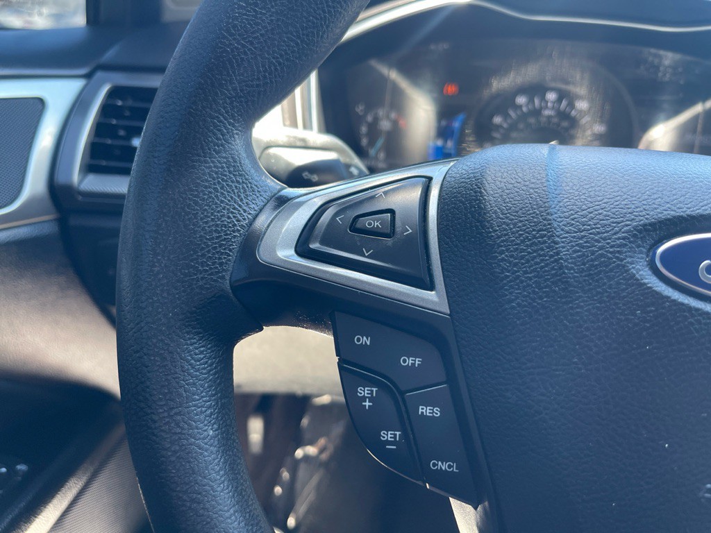 2017 Ford Fusion Image 7