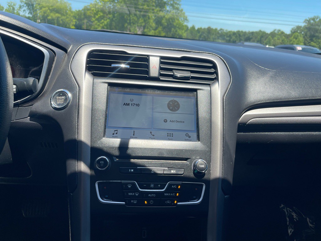 2017 Ford Fusion Image 10
