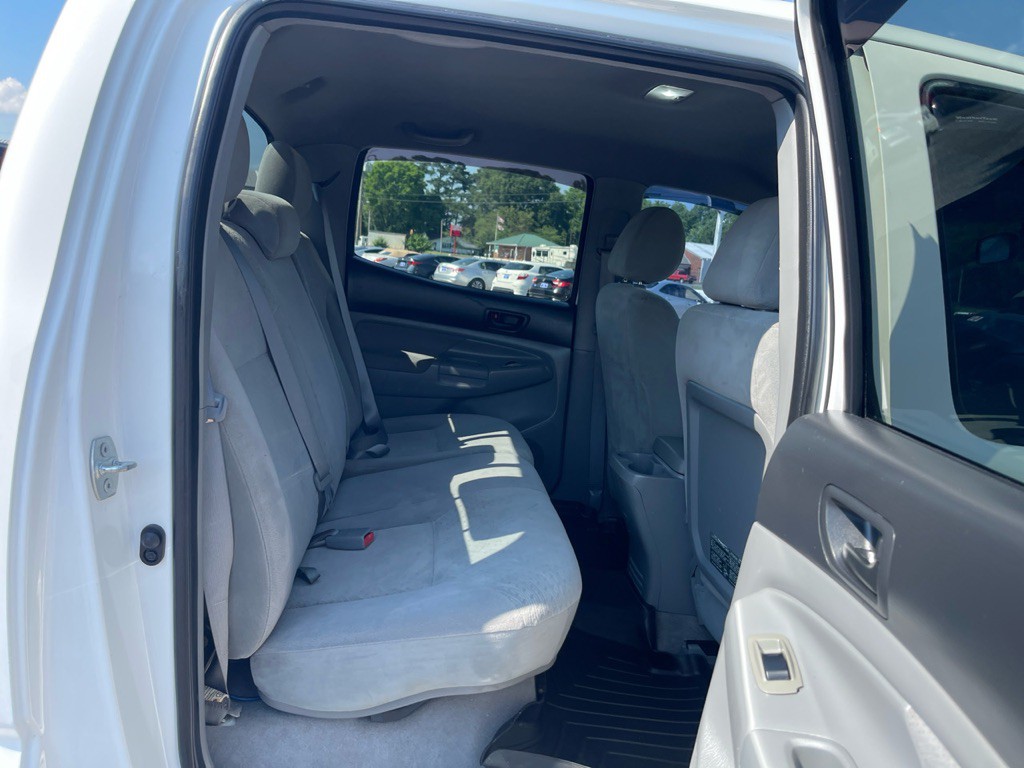 2007 Toyota Tacoma Image 14