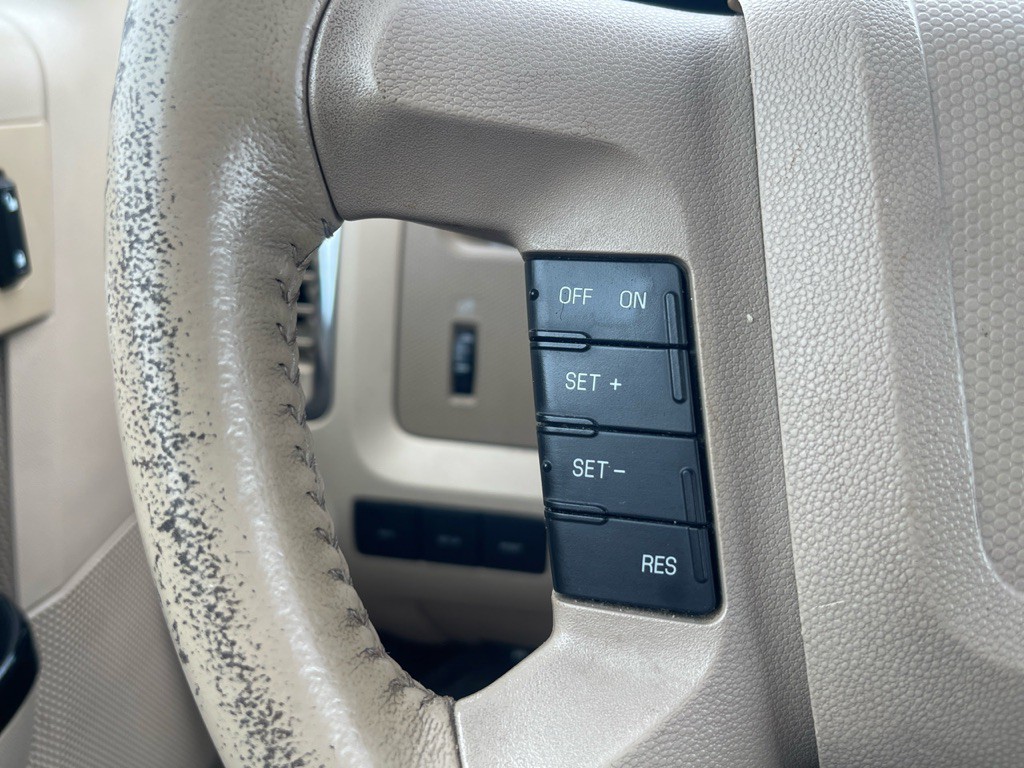 2010 Ford Escape Image 7