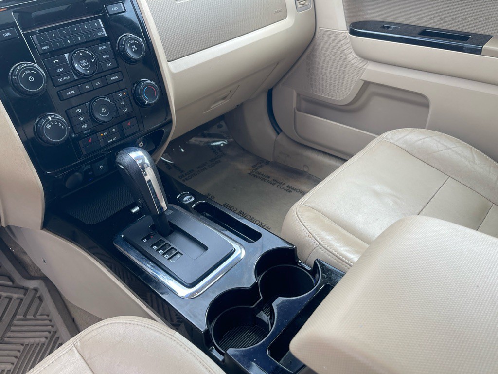 2010 Ford Escape Image 10