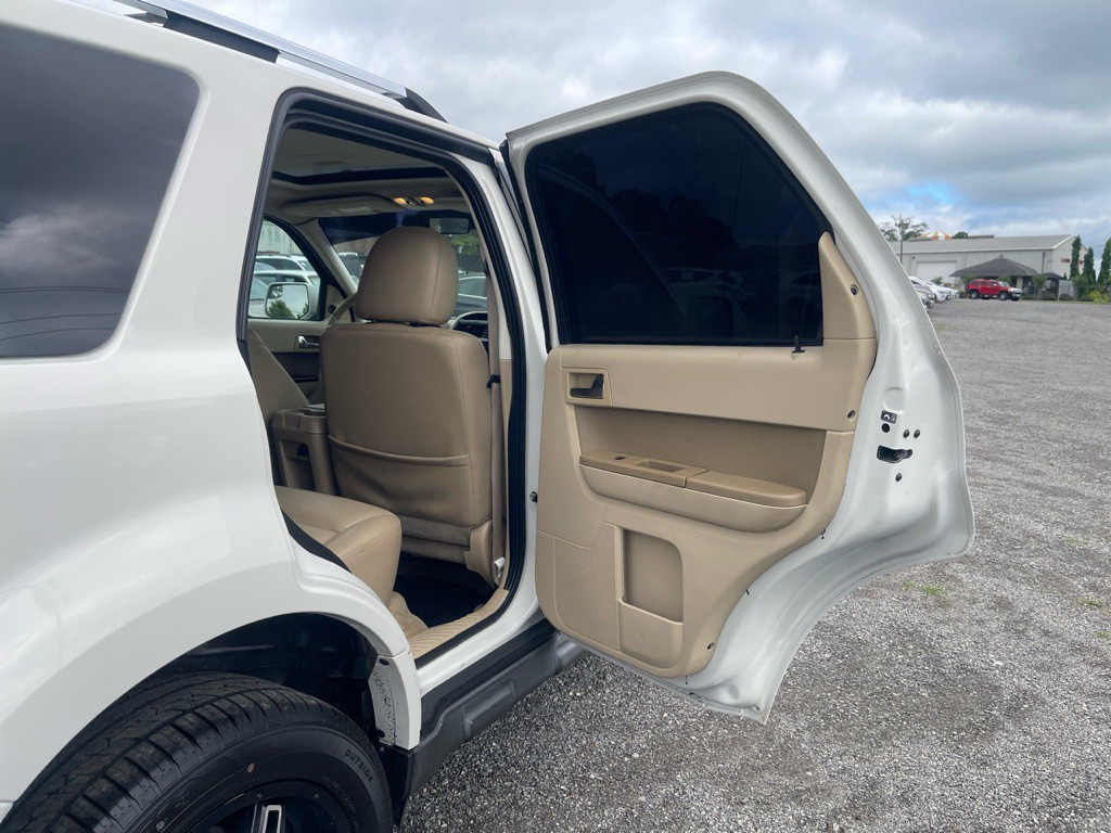 2010 Ford Escape Image 15