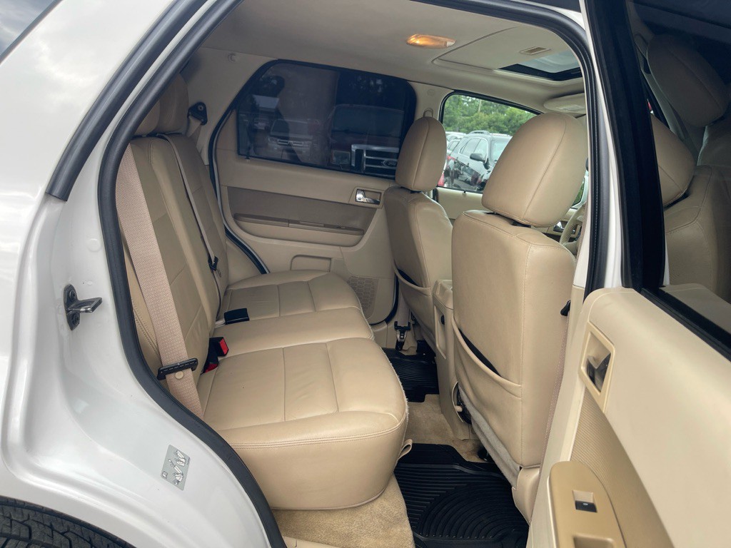 2010 Ford Escape Image 16