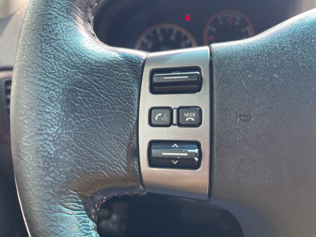 2010 Nissan Armada Image 9