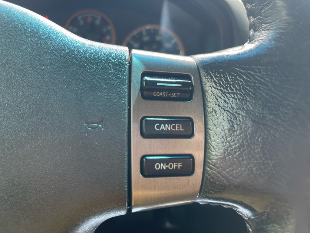 2010 Nissan Armada Image 10
