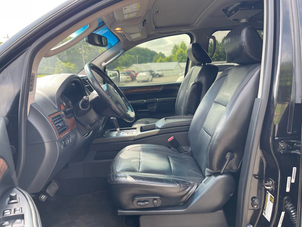 2010 Nissan Armada Image 17