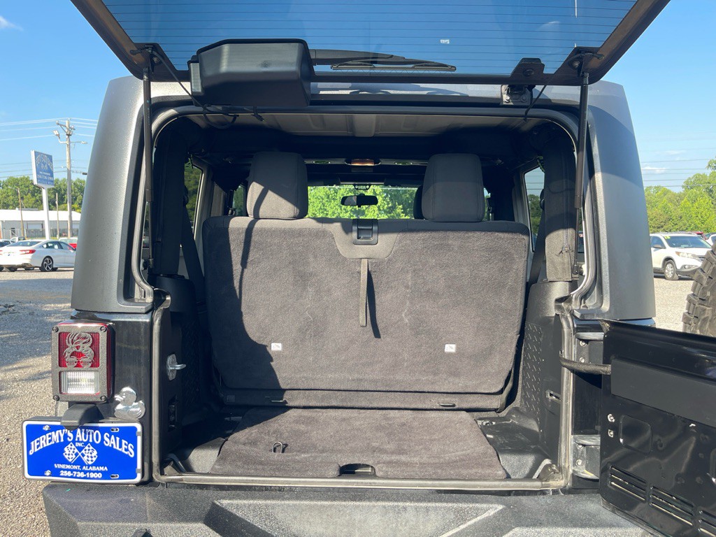 2012 Jeep Wrangler Image 5
