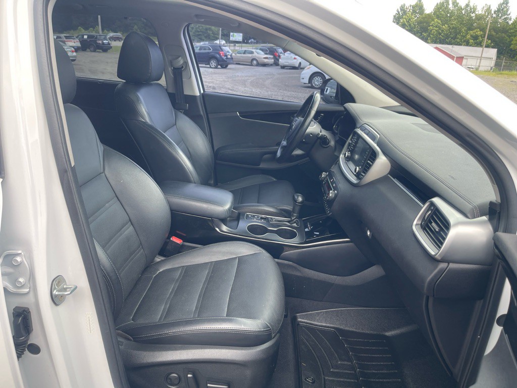 2019 Kia Sorento Image 16