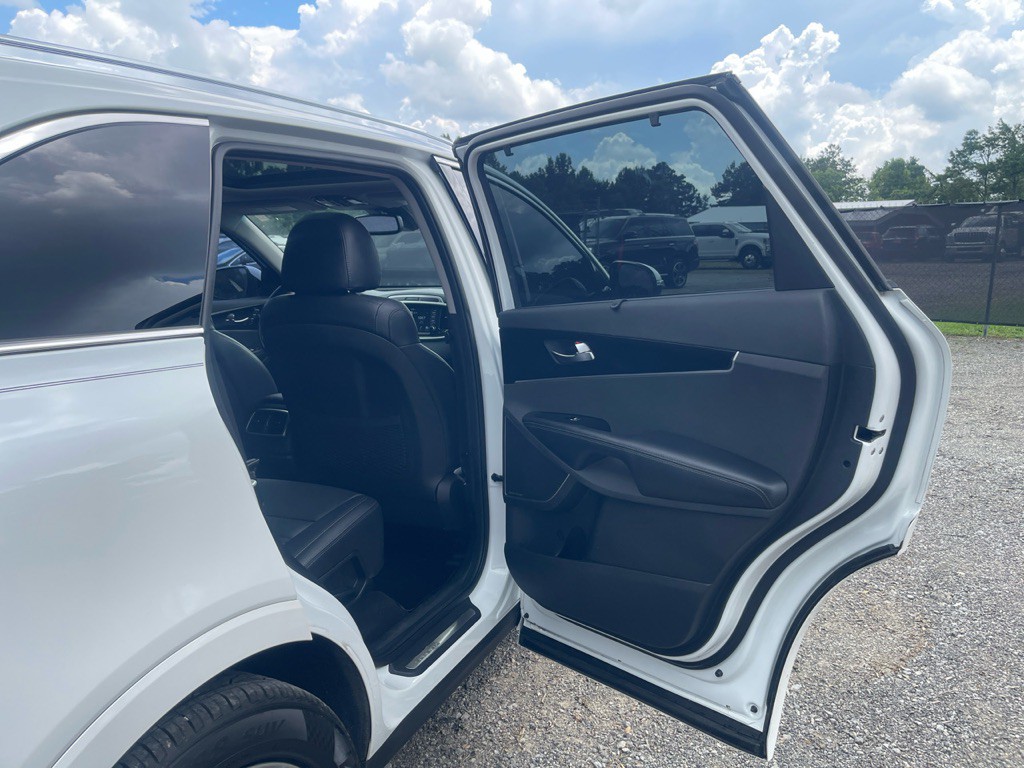 2019 Kia Sorento Image 17