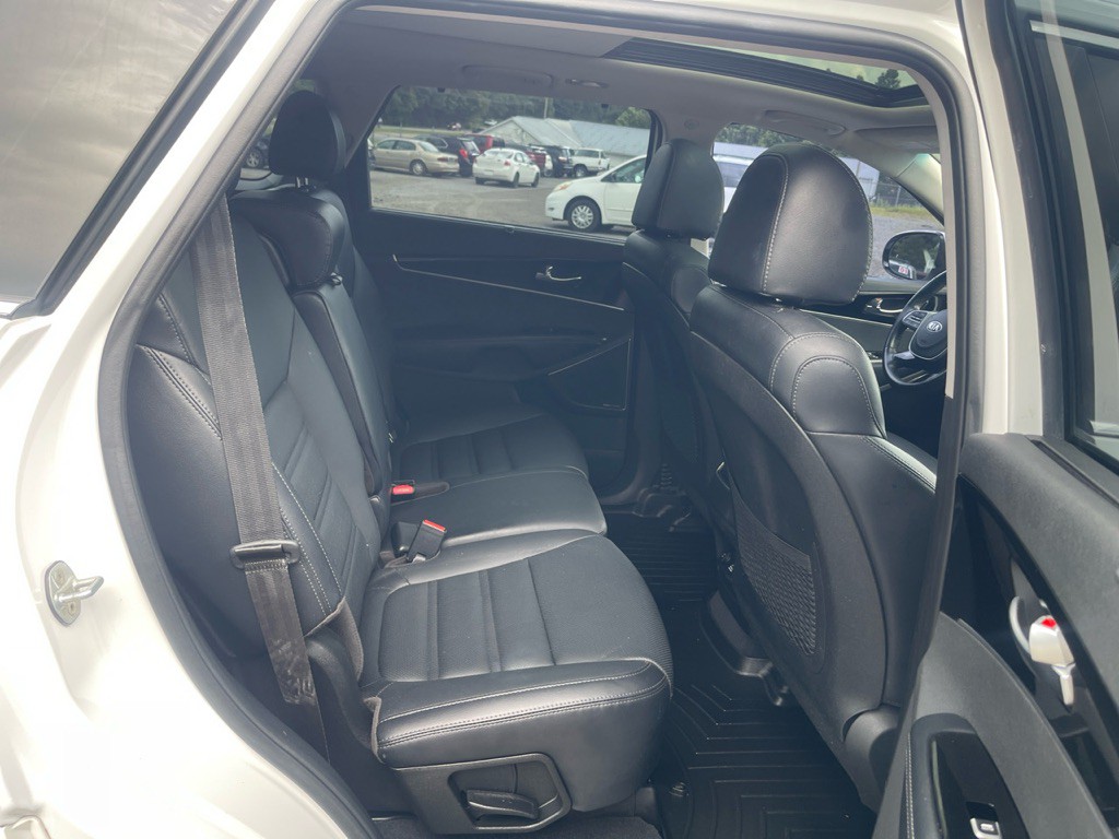 2019 Kia Sorento Image 18