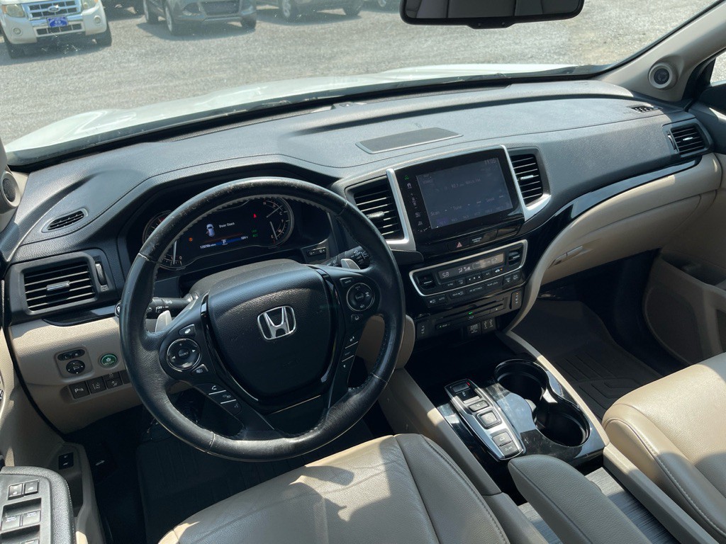 2016 Honda Pilot Image 6