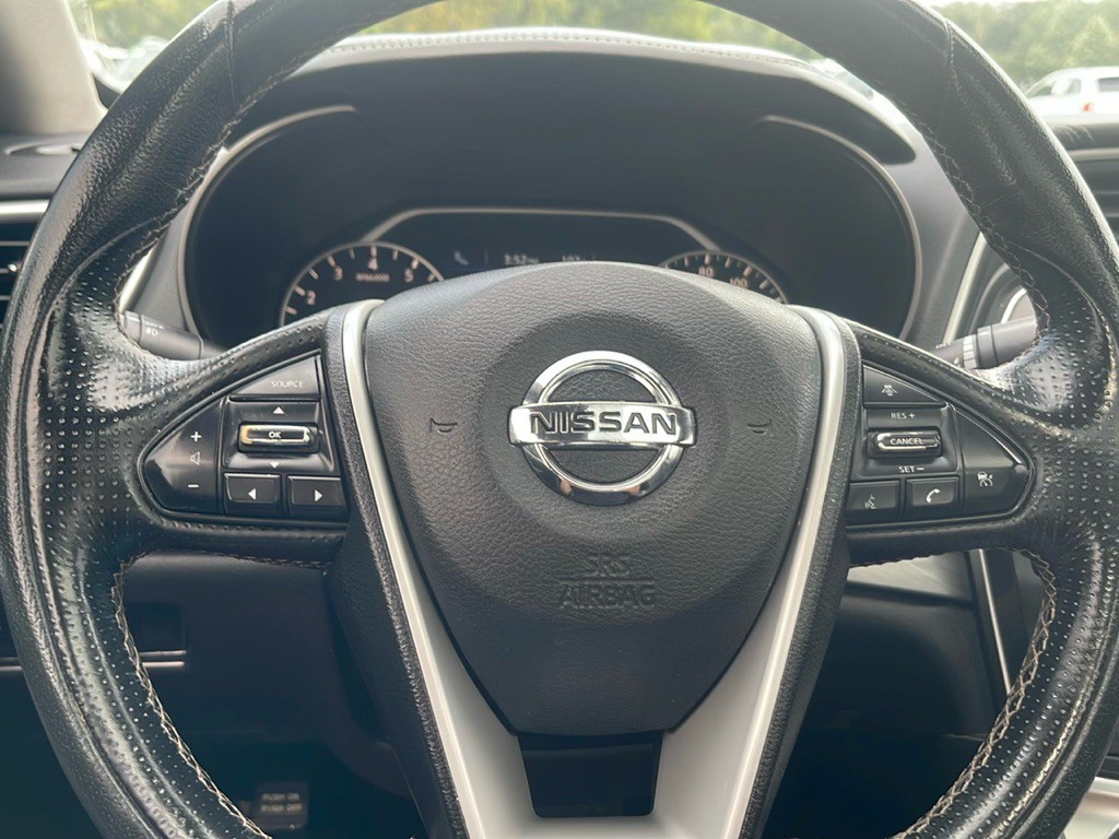 2016 Nissan Maxima Image 6